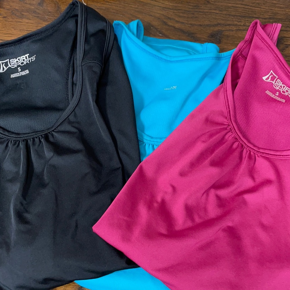 Lot of 3 SkirtSports tanks size S